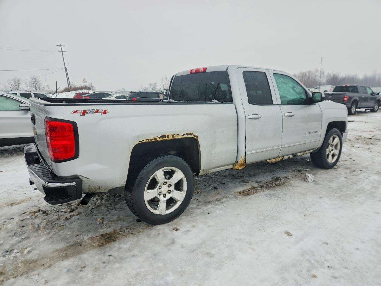 2015 CHEVROLET SILVERADO K1500 LT photo 3