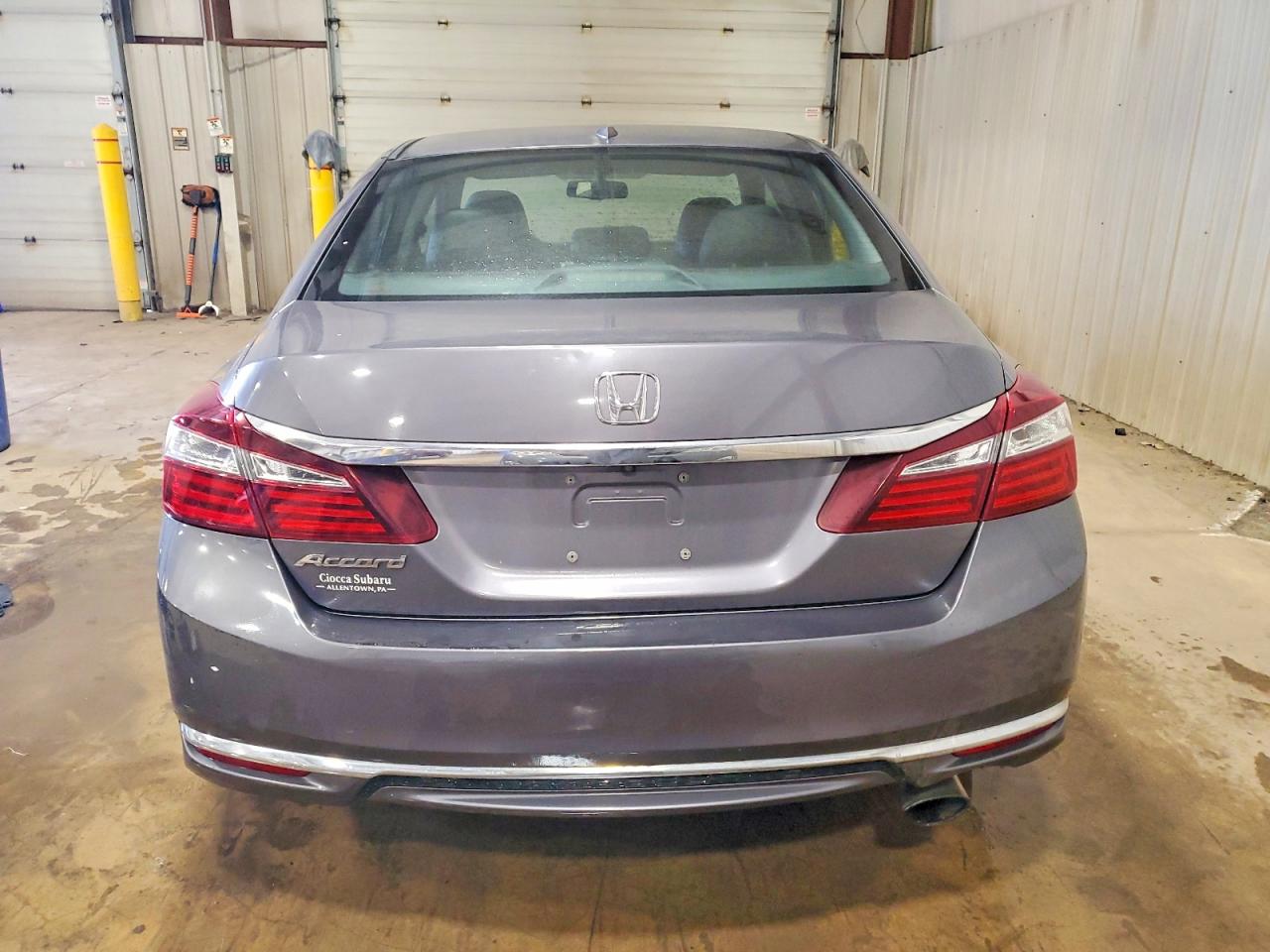 2016 HONDA ACCORD EXL photo 6