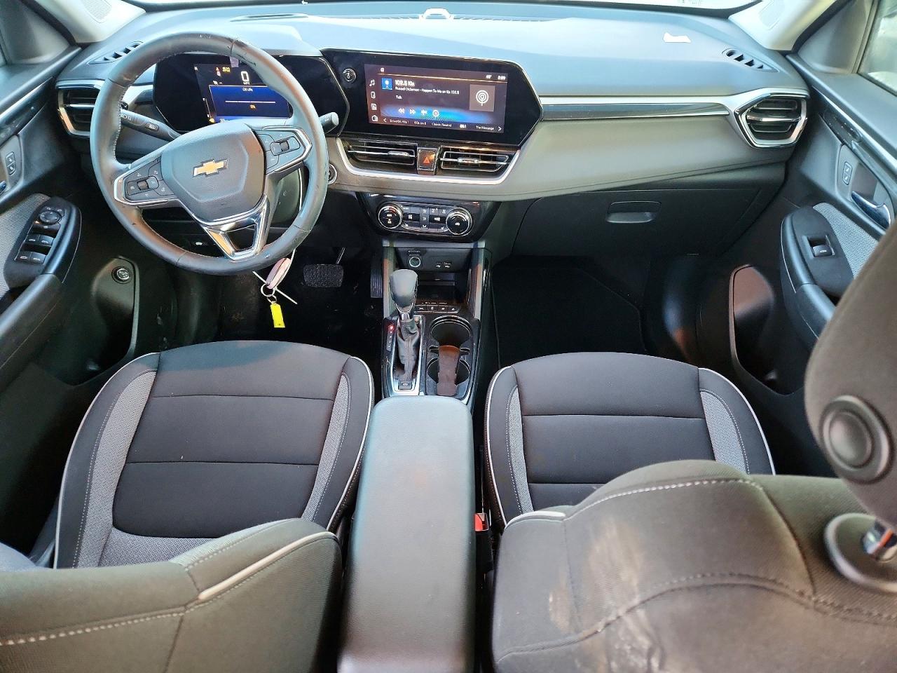 2025 CHEVROLET TRAILBLAZER LT photo 8