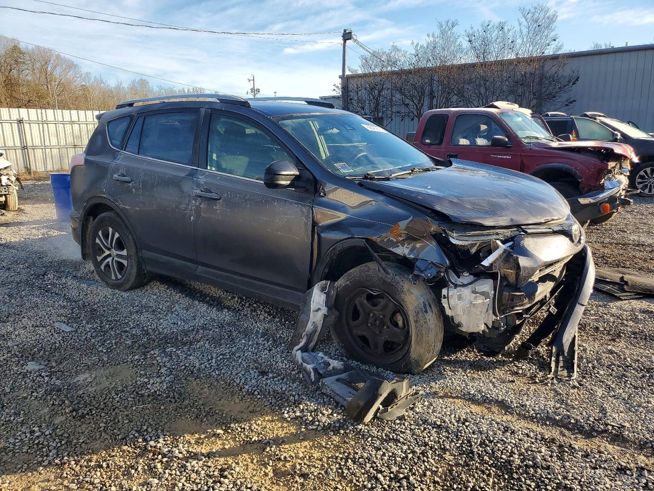 2017 TOYOTA RAV4 photo 4