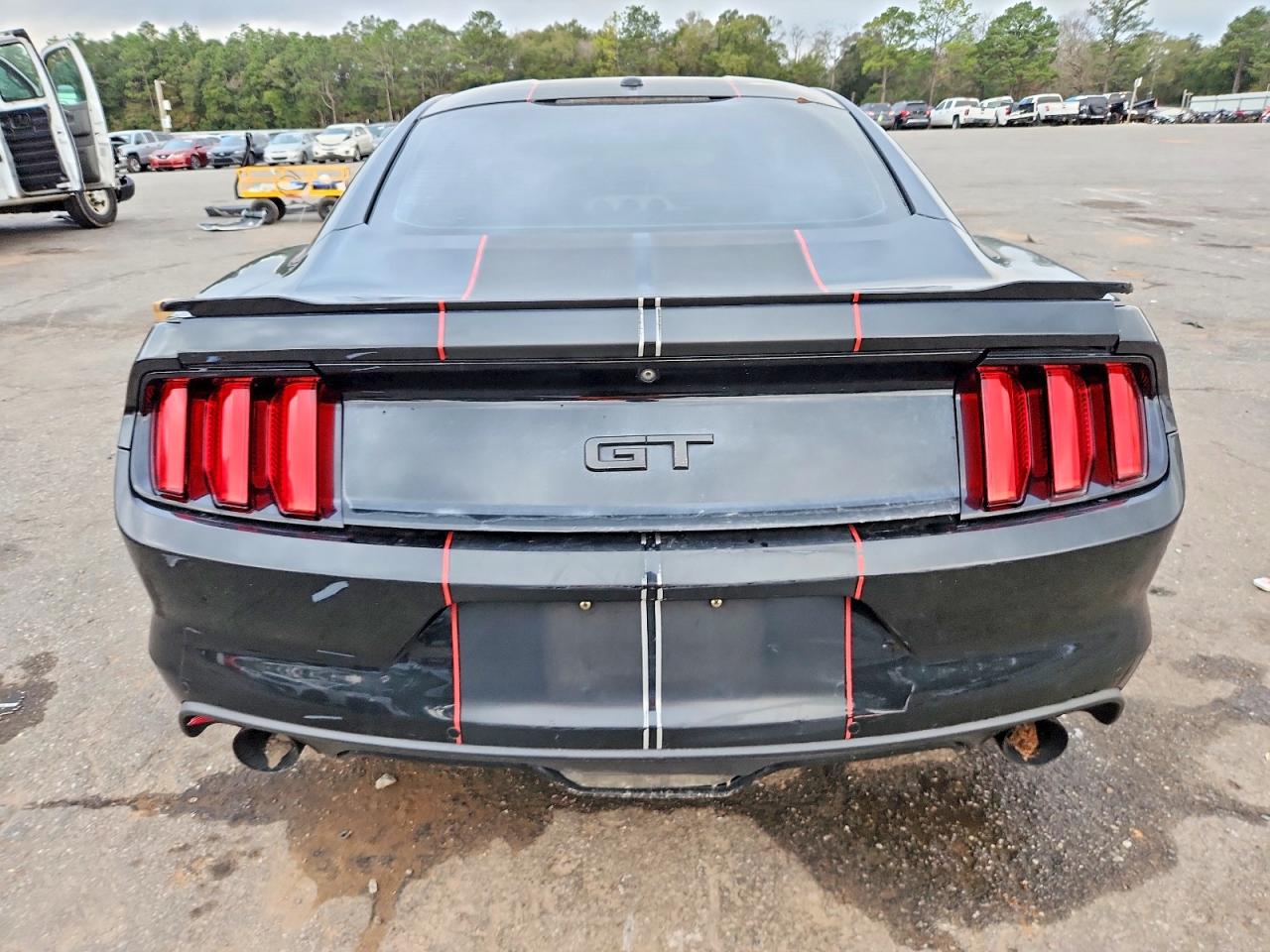 2015 FORD MUSTANG GT photo 11