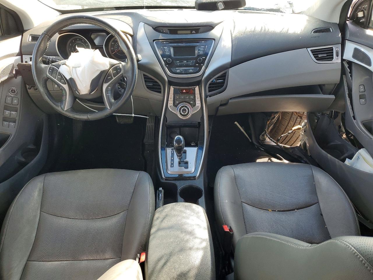 2013 HYUNDAI ELANTRA GLS photo 8