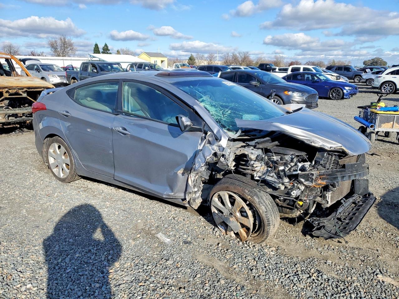 2013 HYUNDAI ELANTRA GLS photo 4