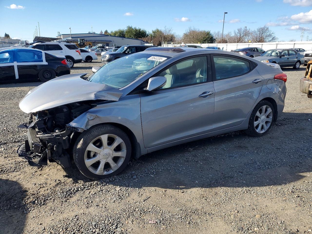 2013 HYUNDAI ELANTRA