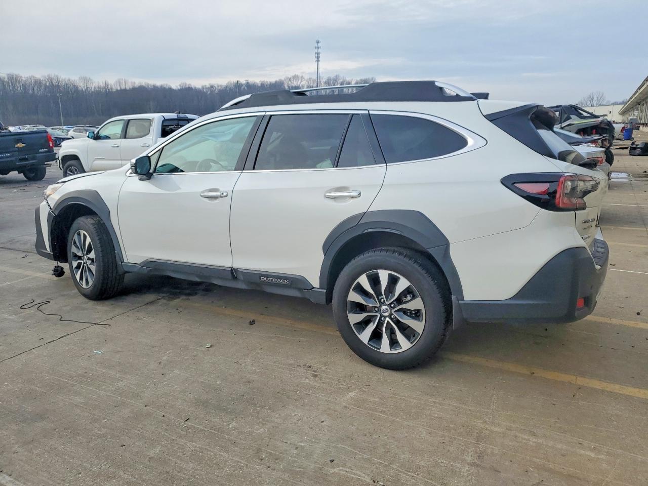2025 SUBARU OUTBACK TOURING photo 3