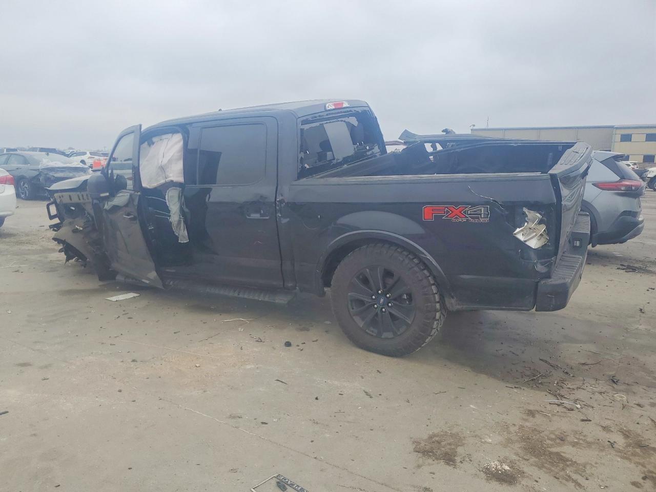 2019 FORD F150 SUPERCREW photo 2
