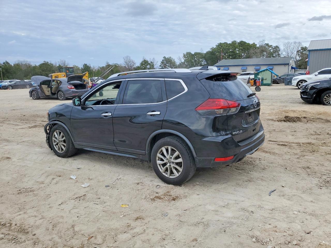2020 NISSAN ROGUE S photo 2