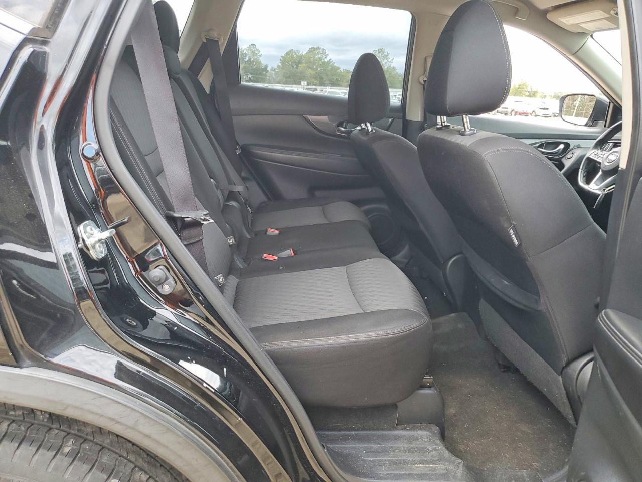 2020 NISSAN ROGUE S photo 11