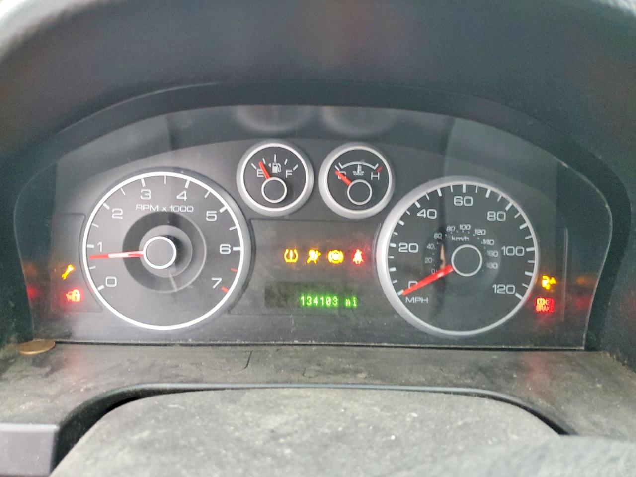 2009 FORD FUSION SE photo 9