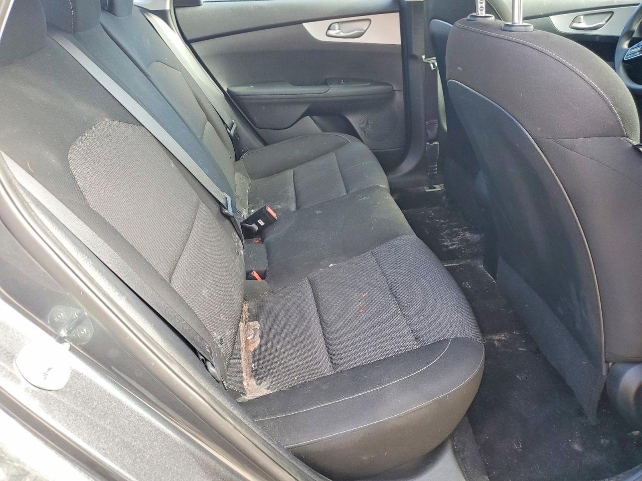 2024 KIA FORTE LX photo 10