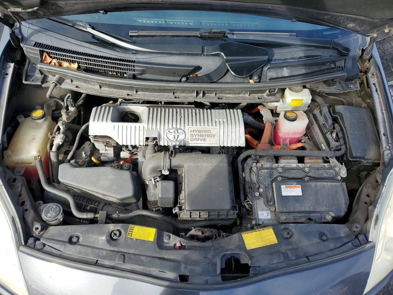 2014 TOYOTA PRIUS photo 11