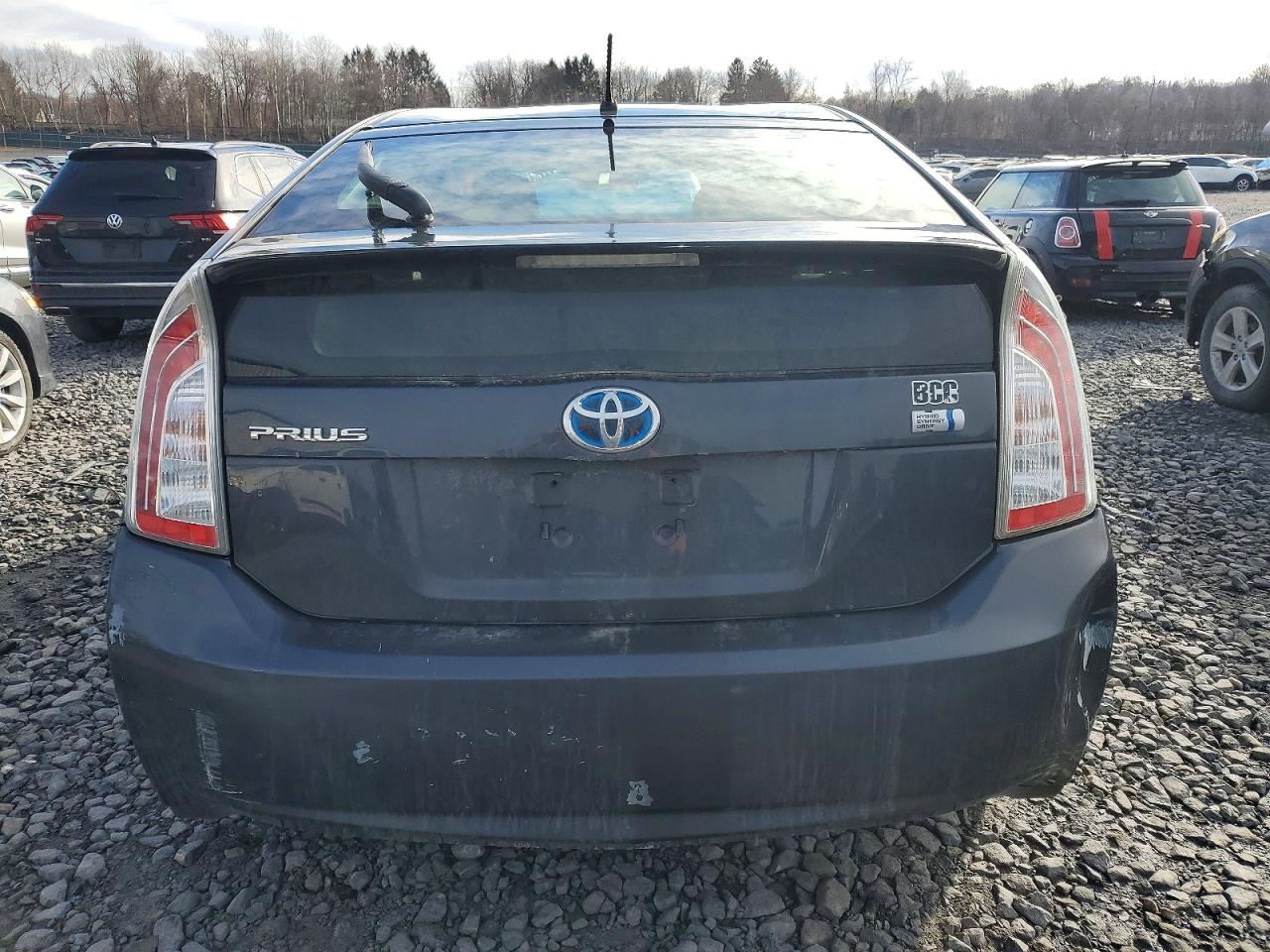 2014 TOYOTA PRIUS photo 6