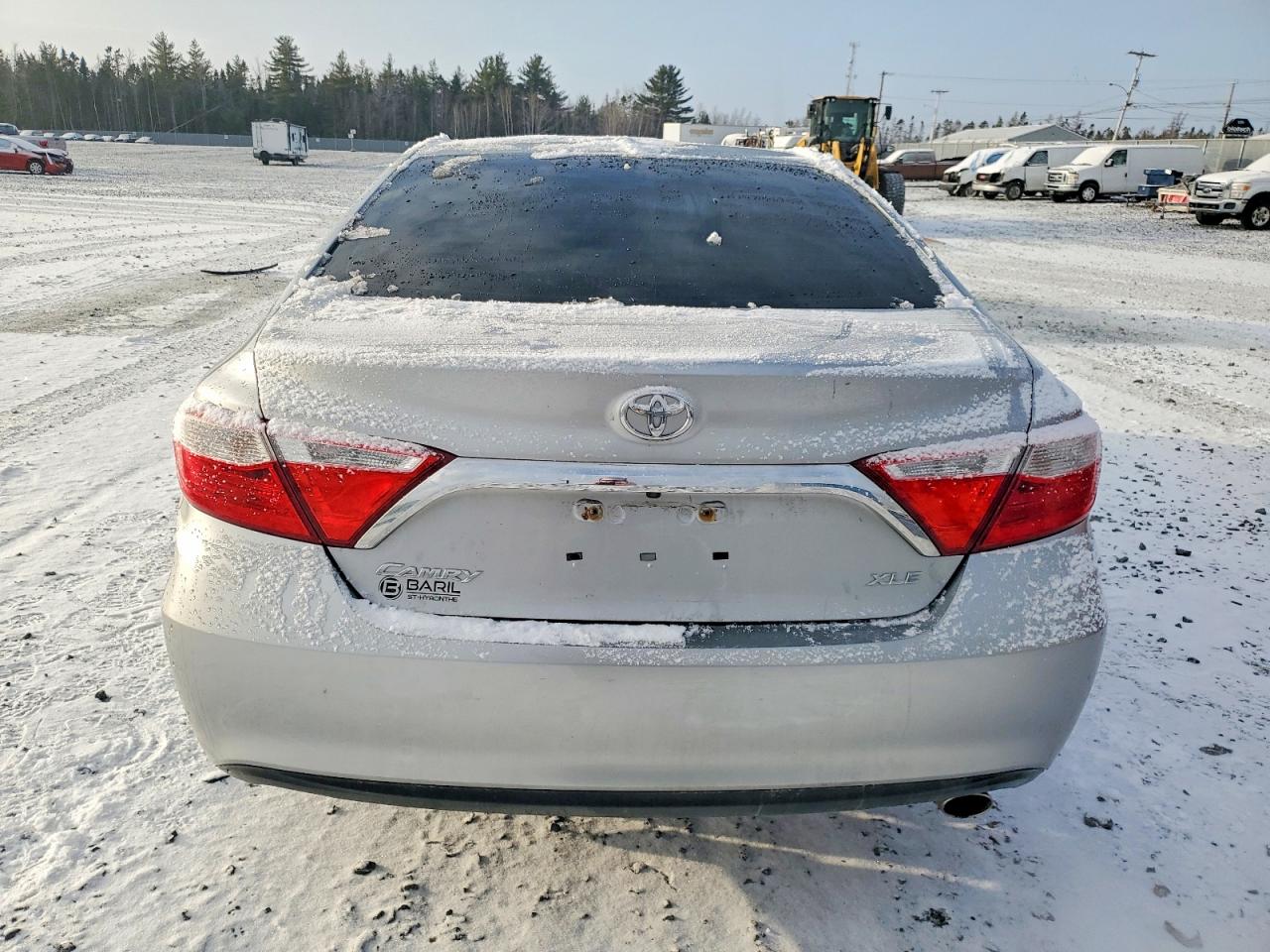 2017 TOYOTA CAMRY LE photo 6