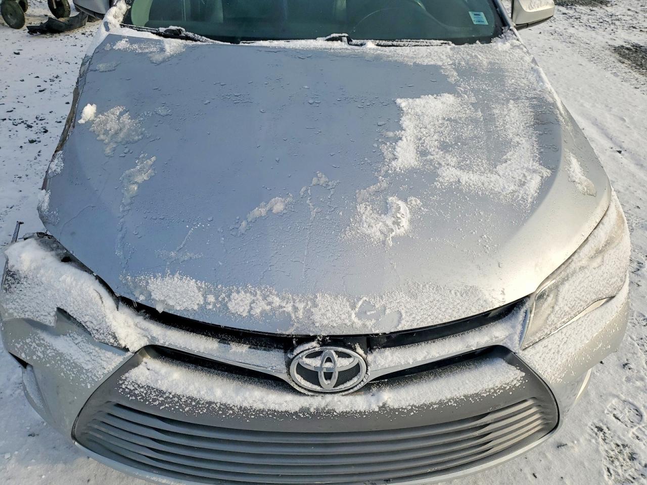 2017 TOYOTA CAMRY LE photo 11