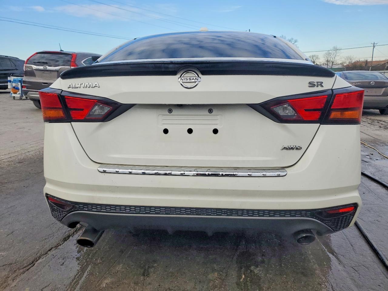 2019 NISSAN ALTIMA SR photo 6