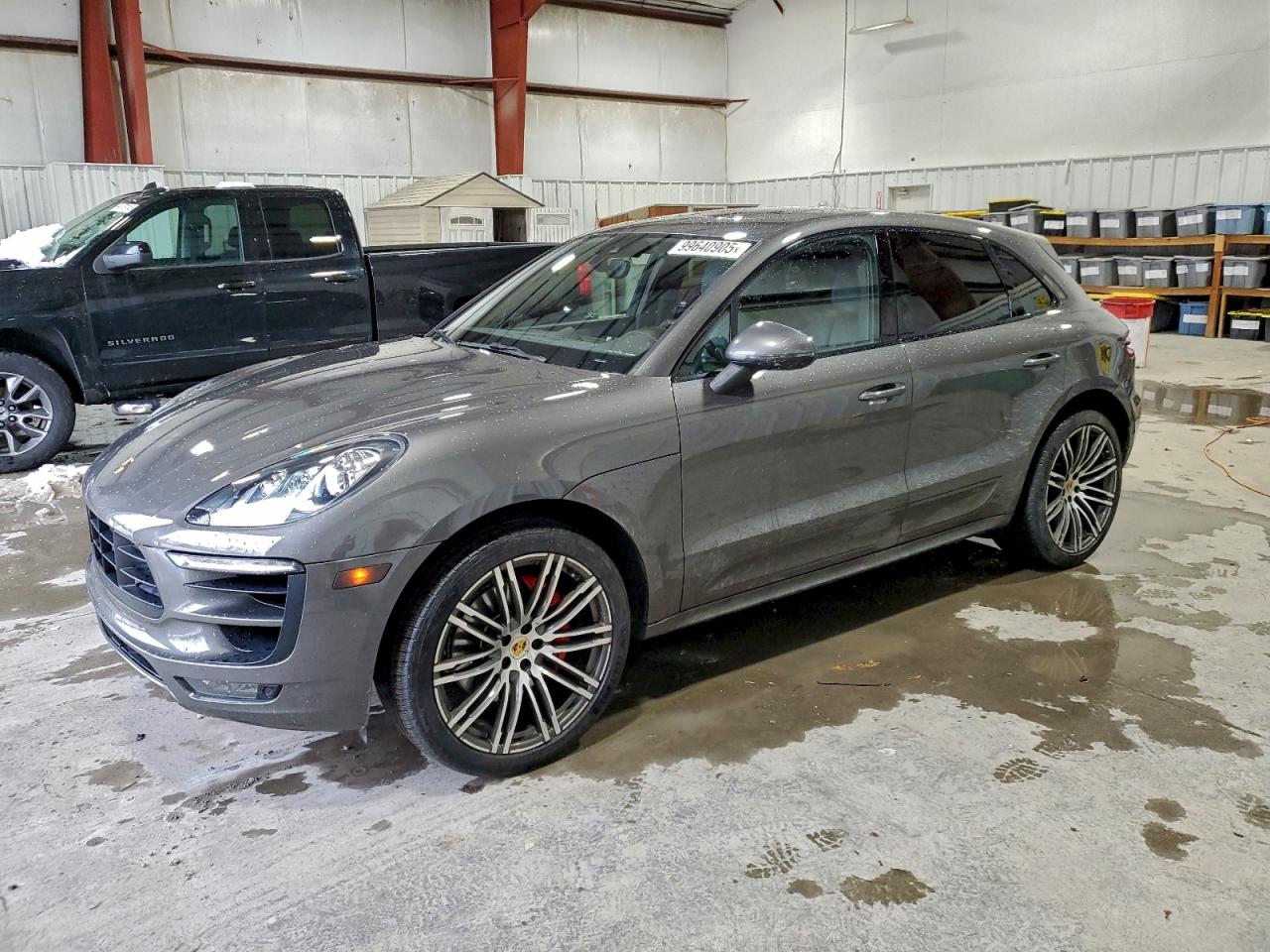 2016 PORSCHE MACAN