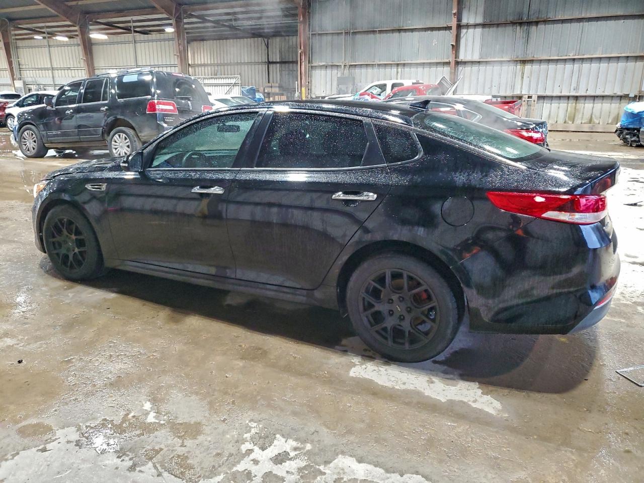 2018 KIA OPTIMA LX photo 3