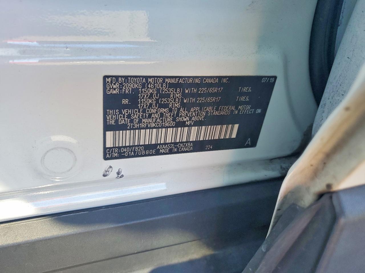 2019 TOYOTA RAV4 LE photo 12