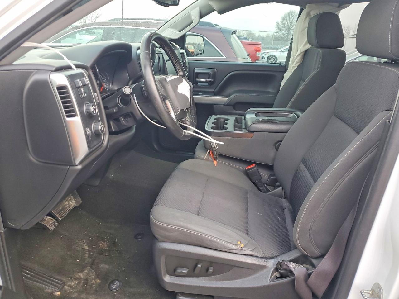 2016 CHEVROLET SILVERADO K1500 LT photo 7