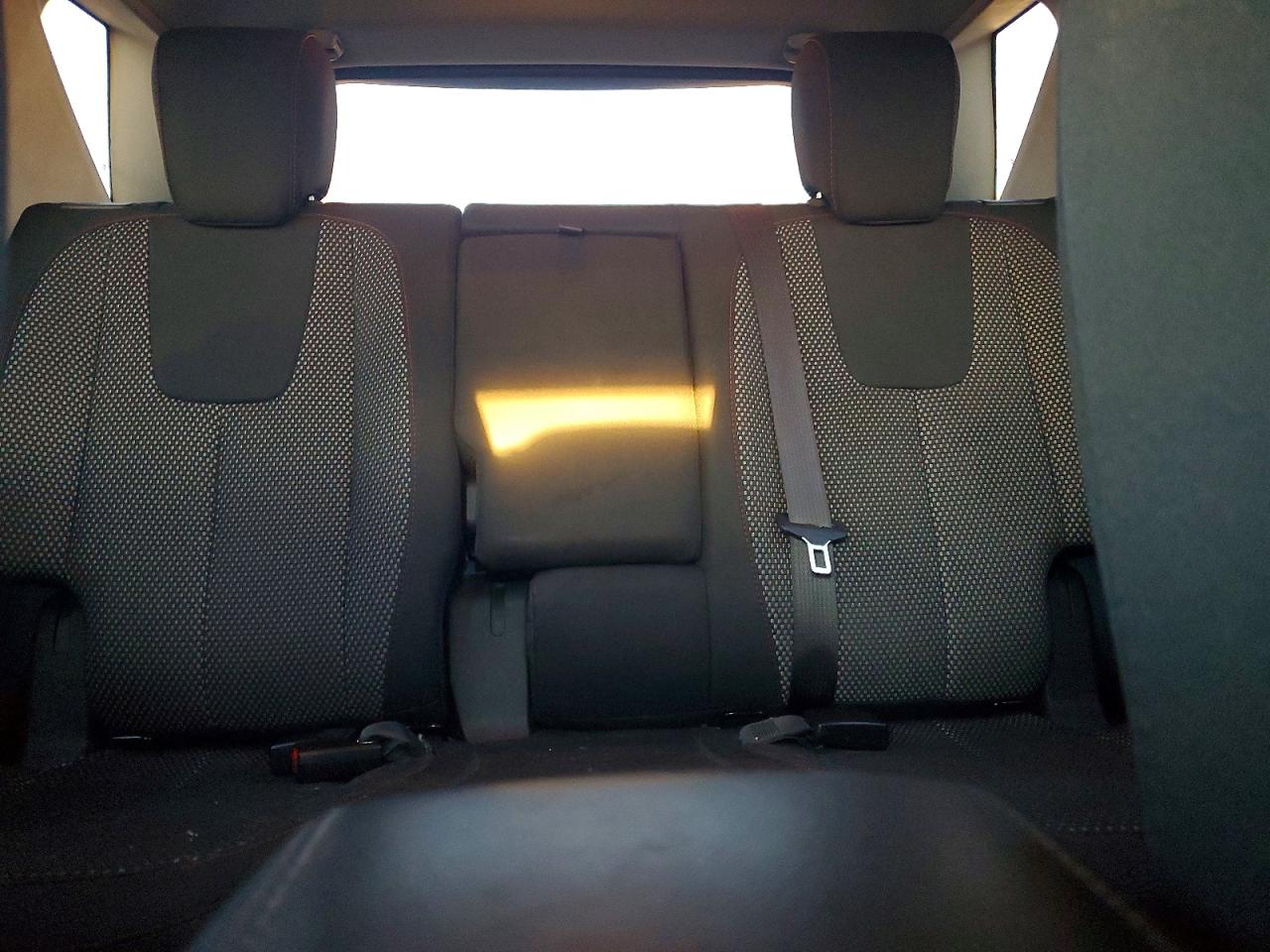 2017 CHEVROLET EQUINOX LT photo 10