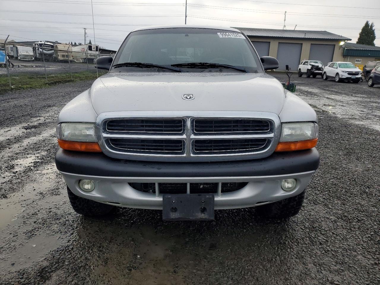 2004 DODGE DAKOTA QUAD SPORT photo 5