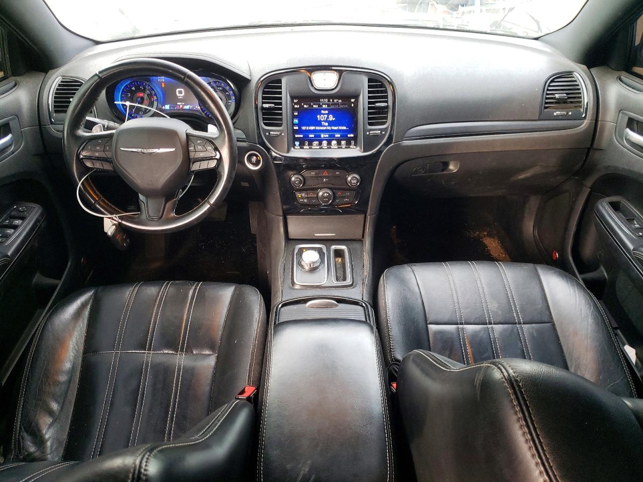 2015 CHRYSLER 300 S photo 8