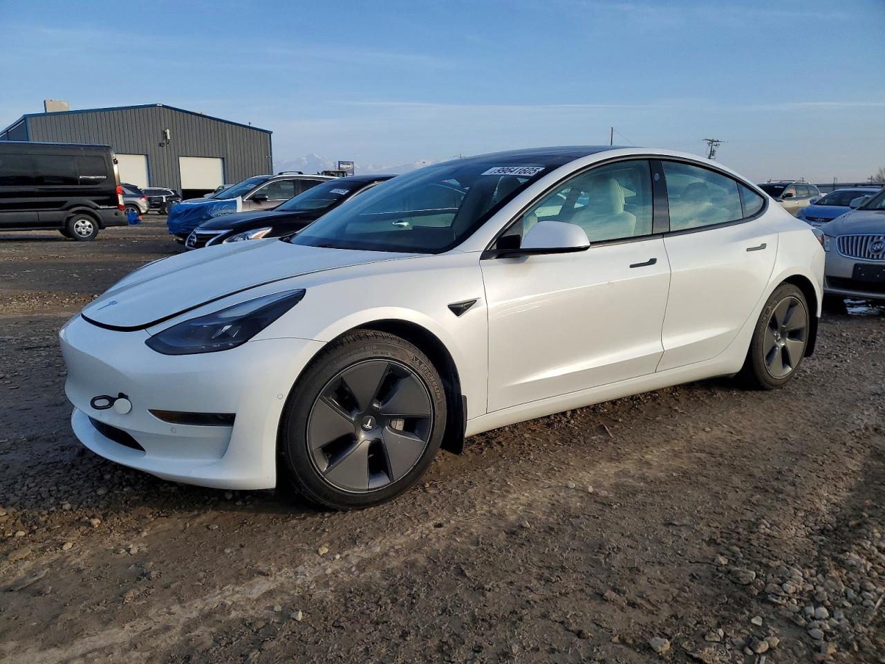 2021 TESLA MODEL 3