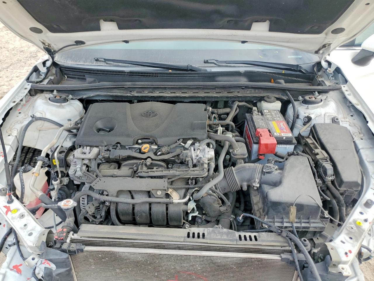2021 TOYOTA CAMRY LE photo 11