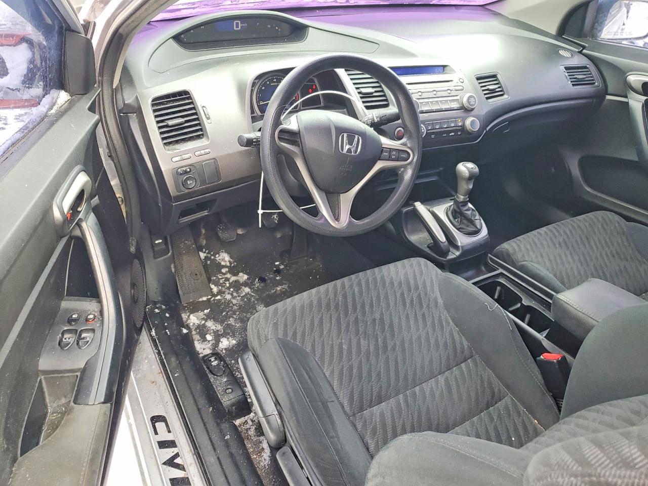 2011 HONDA CIVIC LX photo 8