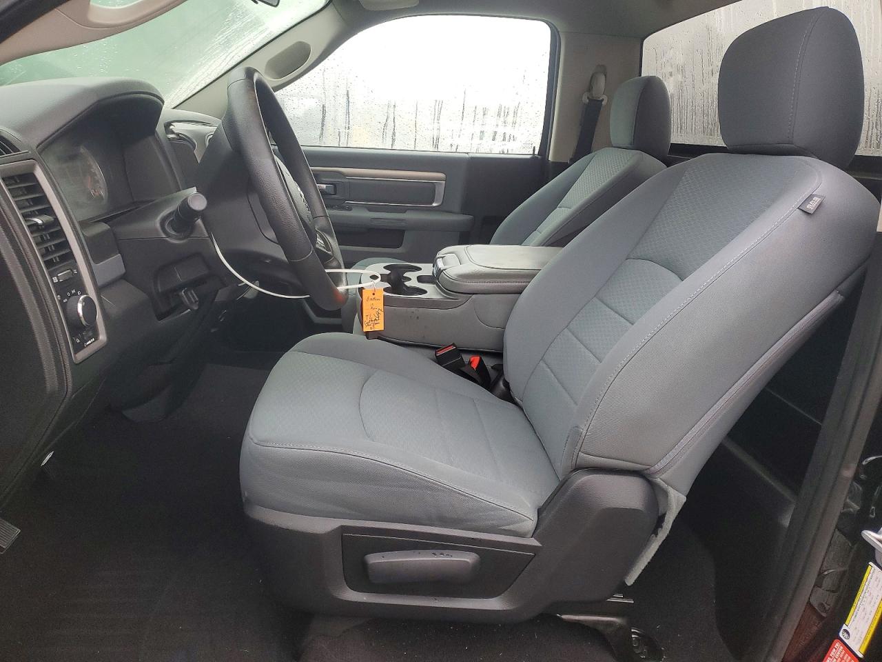 2013 RAM 1500 ST photo 7