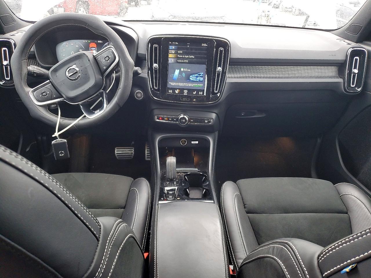 2020 VOLVO XC40 T5 R-DESIGN photo 8