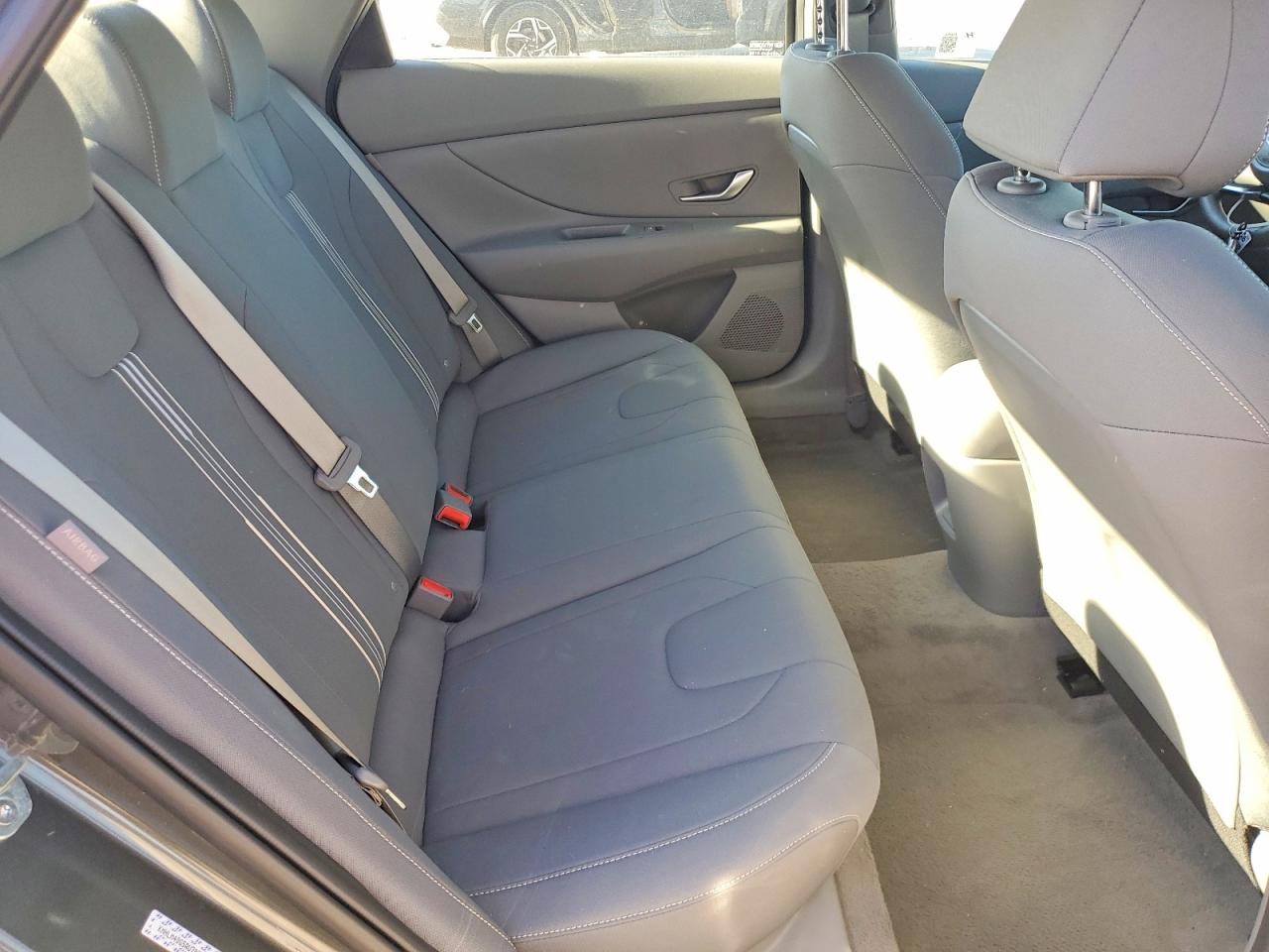 2024 HYUNDAI ELANTRA SEL photo 10