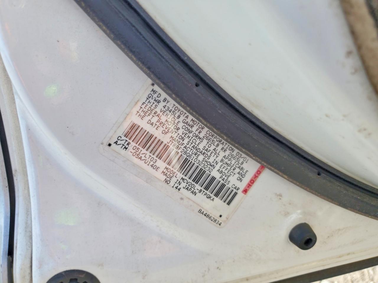 2001 LEXUS ES 300 photo 12