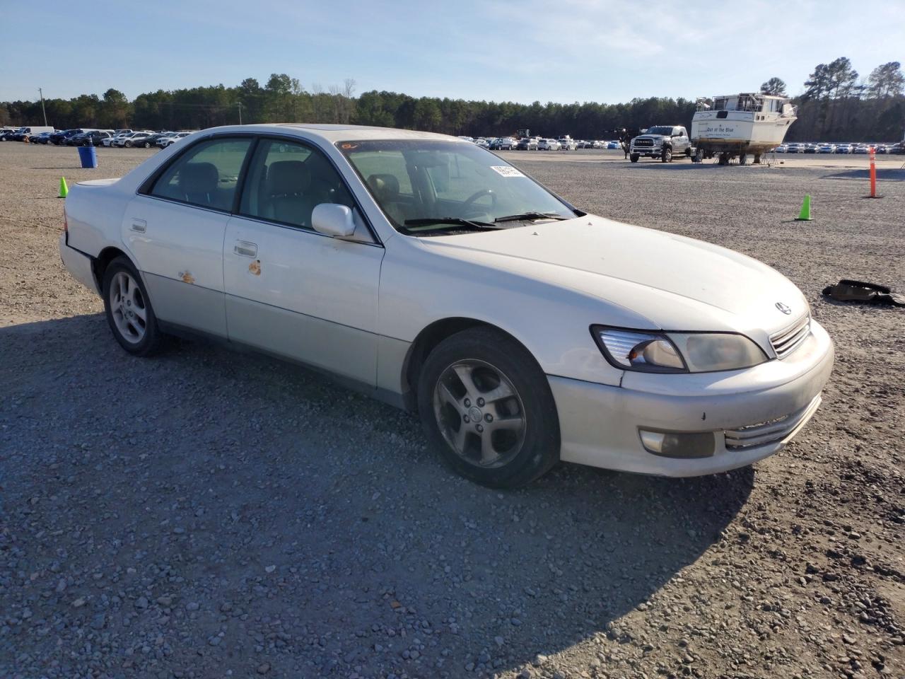 2001 LEXUS ES 300 photo 4