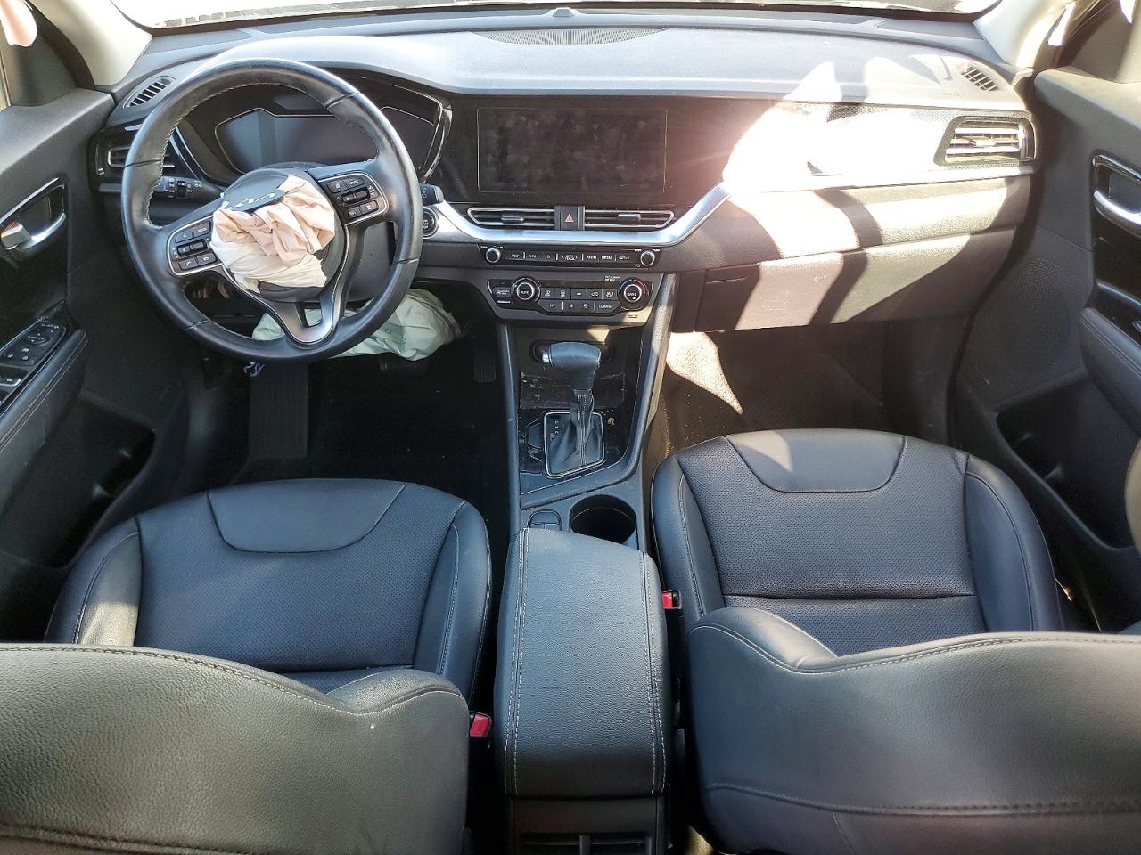 2022 KIA NIRO TOURING SPECIAL EDITION photo 8