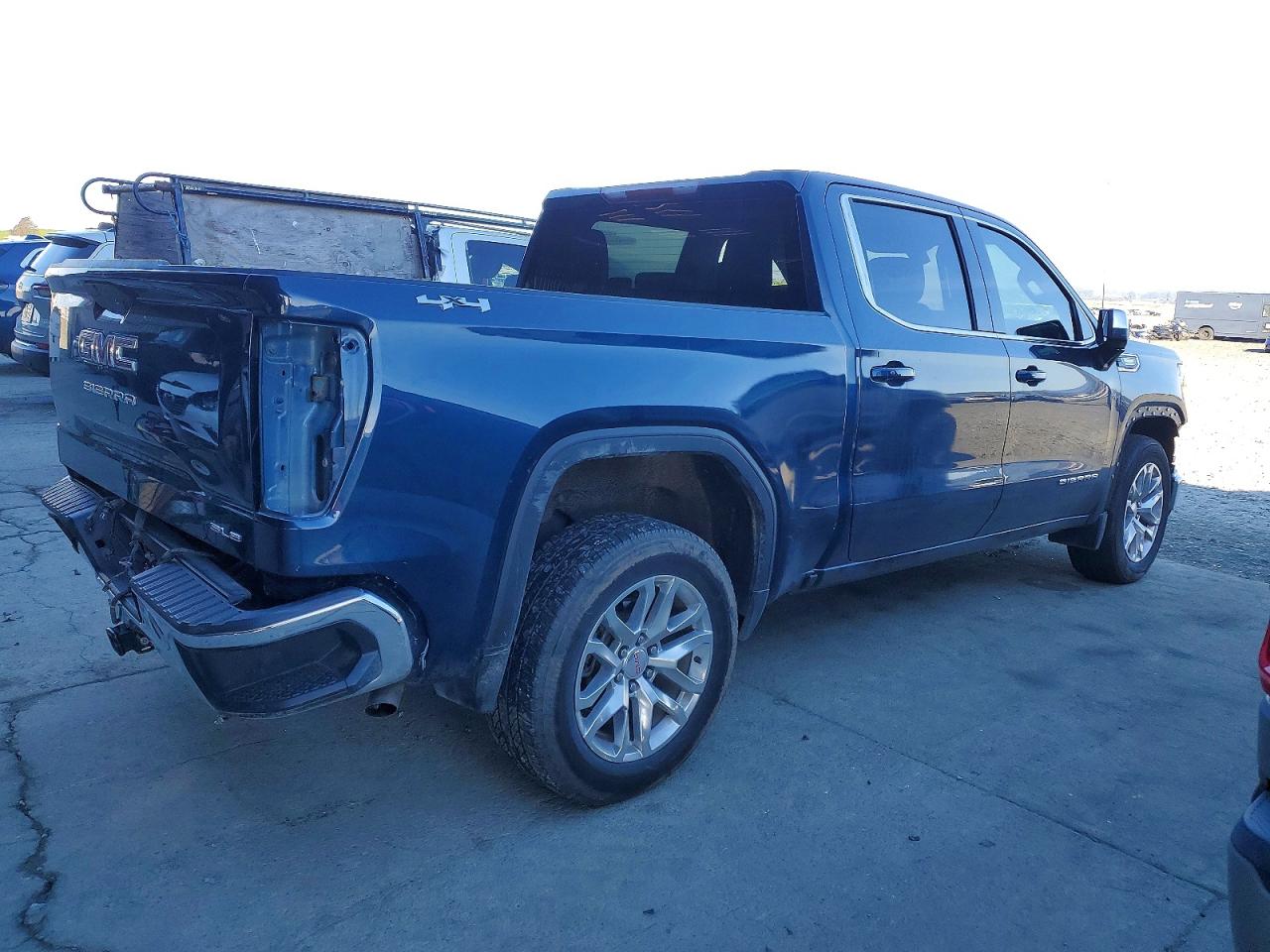 2021 GMC SIERRA K1500 SLE photo 3