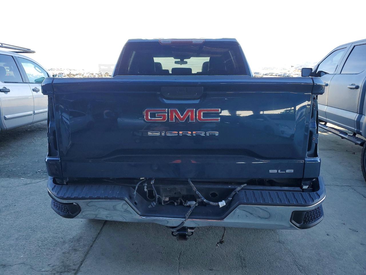 2021 GMC SIERRA K1500 SLE photo 6
