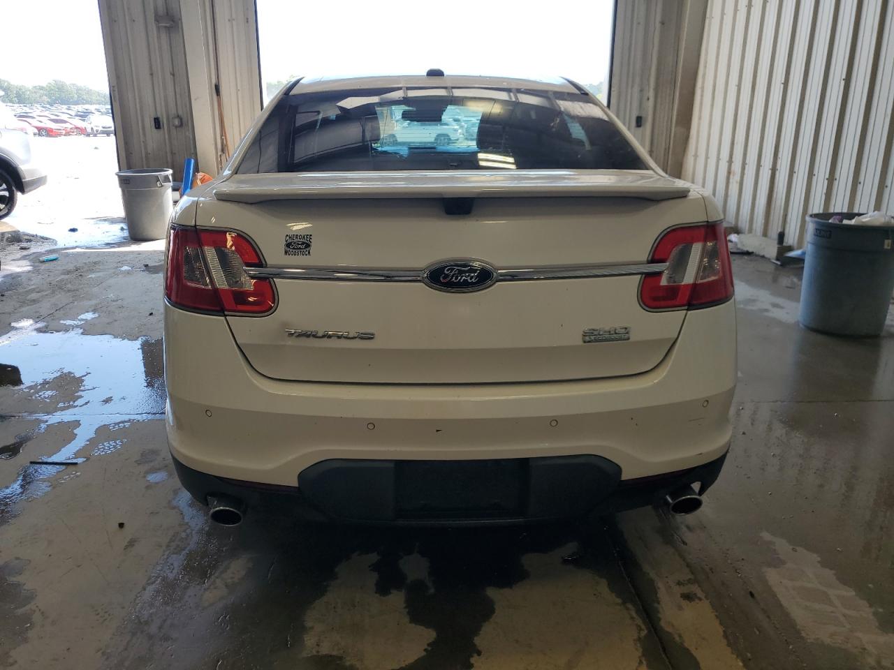 2011 FORD TAURUS SHO photo 6