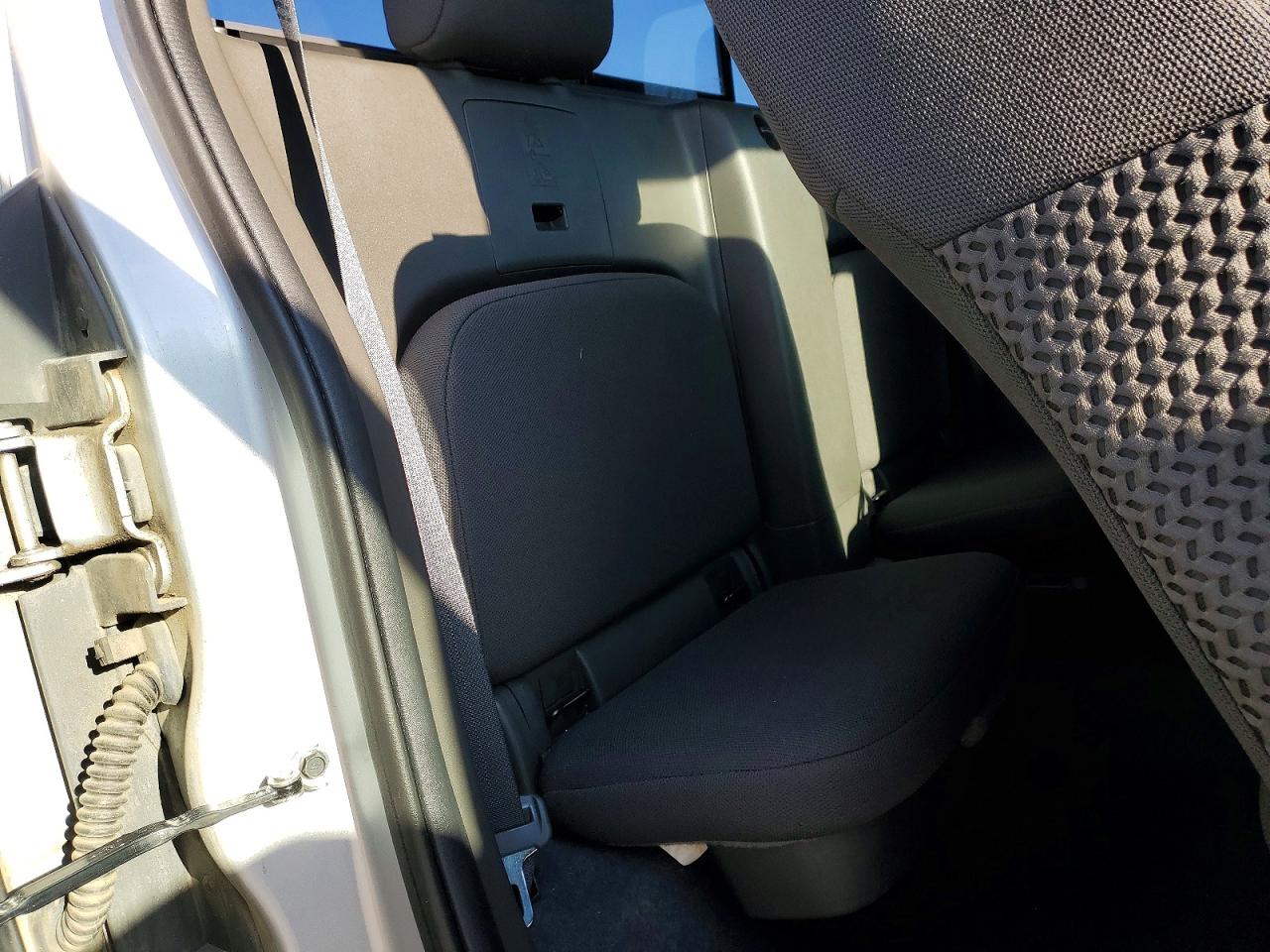 2019 NISSAN FRONTIER SV photo 10