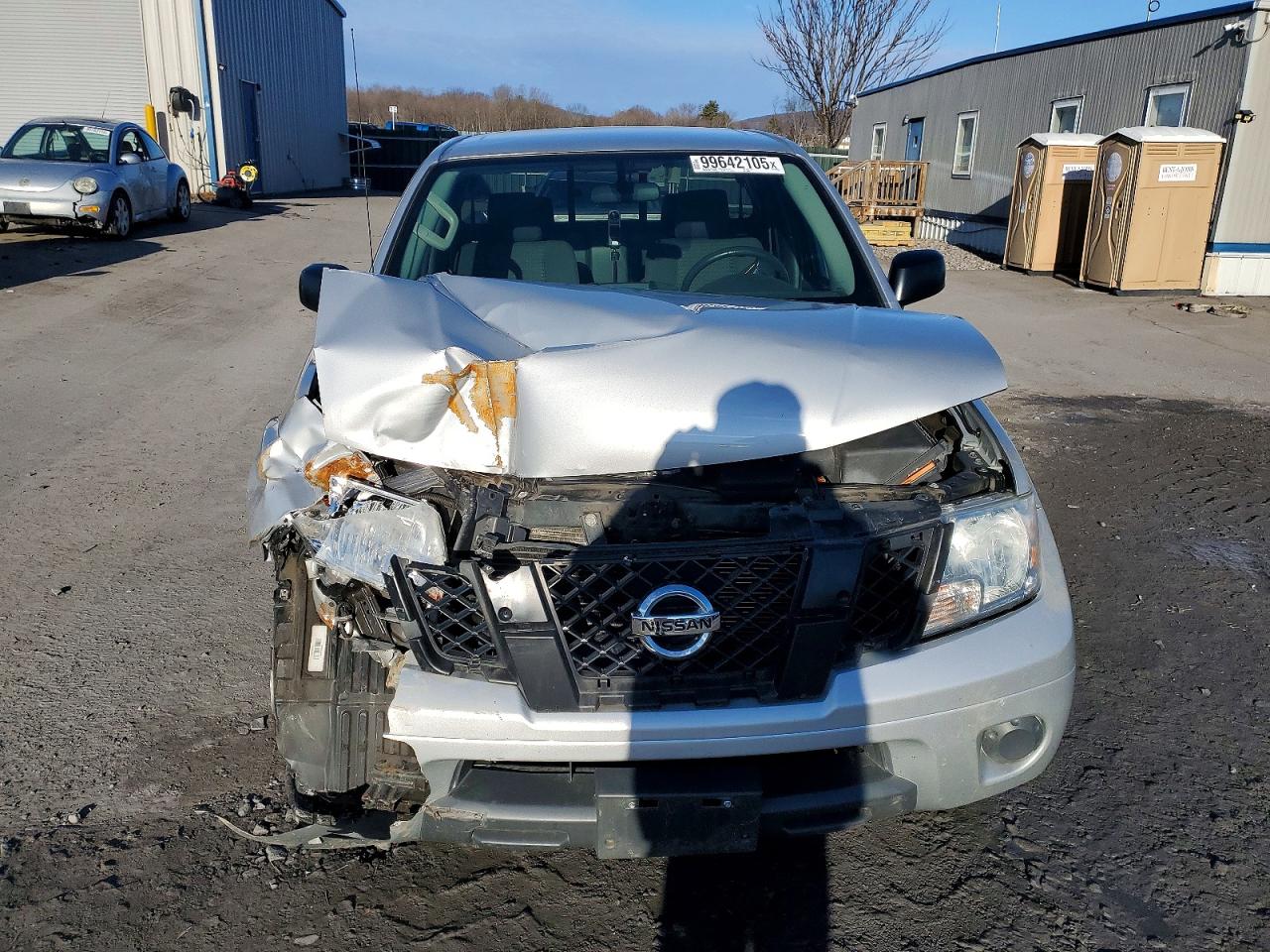 2019 NISSAN FRONTIER SV photo 5