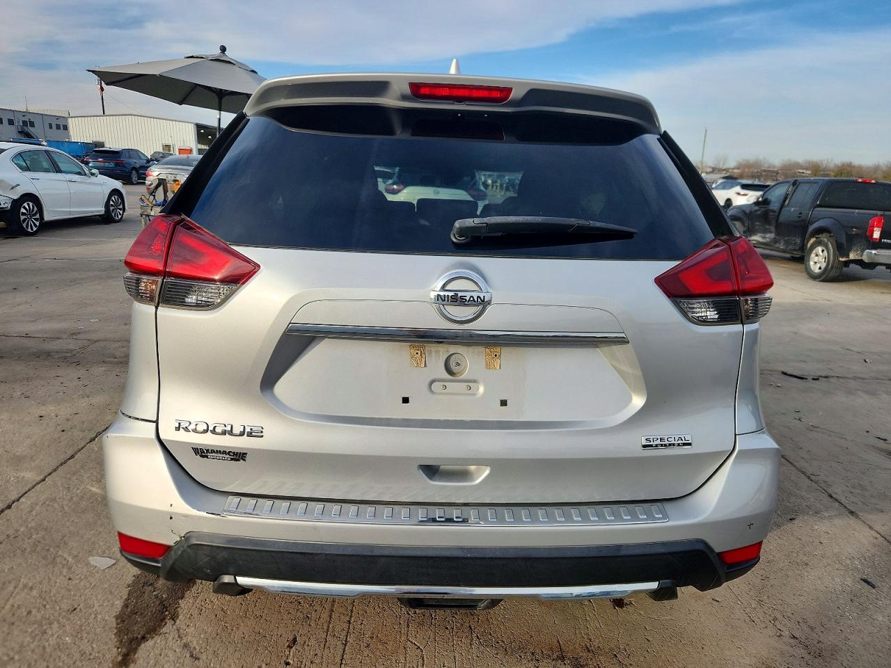 2020 NISSAN ROGUE S photo 6