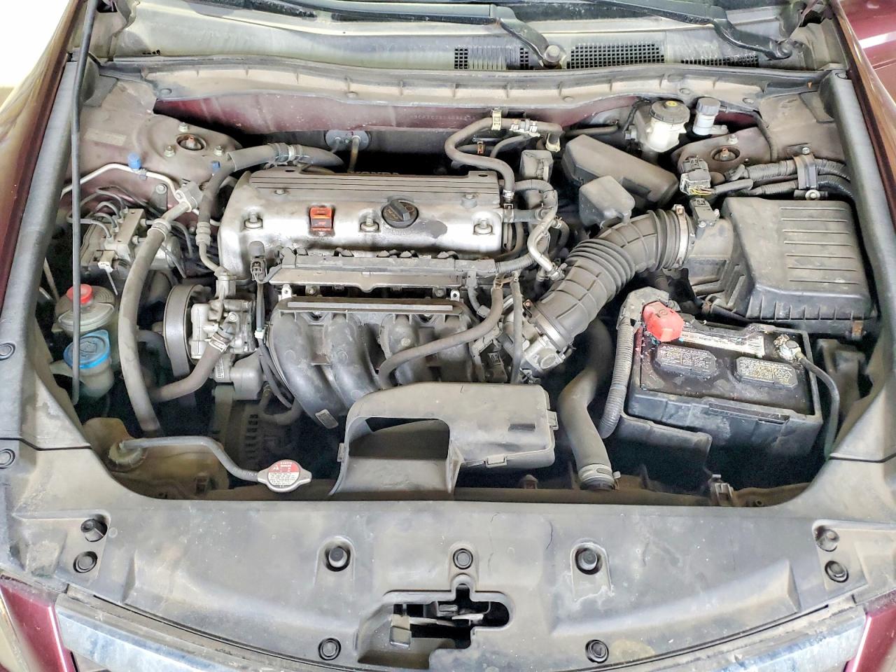 2012 HONDA ACCORD LX photo 11