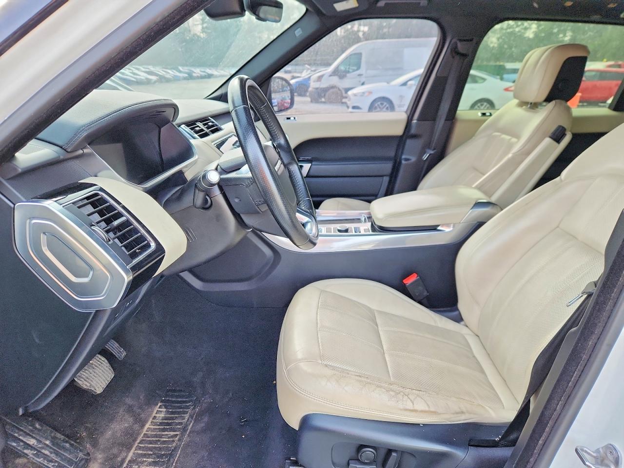 2020 LAND ROVER RANGE ROVER SPORT HSE photo 7