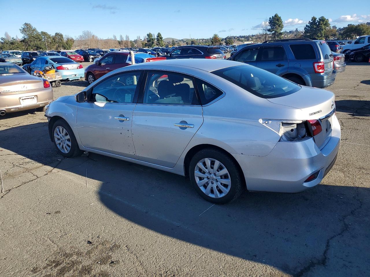 2019 NISSAN SENTRA S photo 3