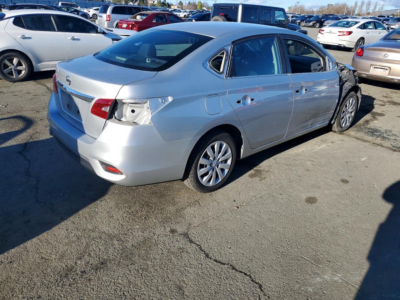 2019 NISSAN SENTRA S photo 5