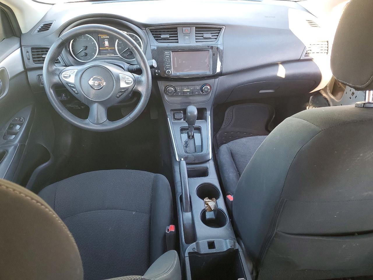 2019 NISSAN SENTRA S photo 15