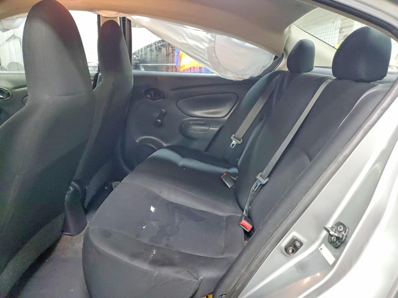 2014 NISSAN VERSA S photo 10