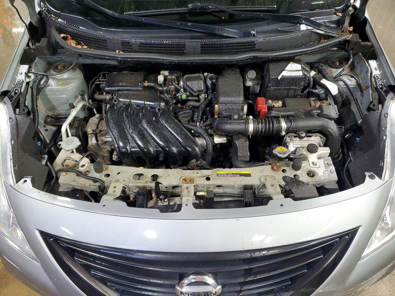 2014 NISSAN VERSA S photo 11