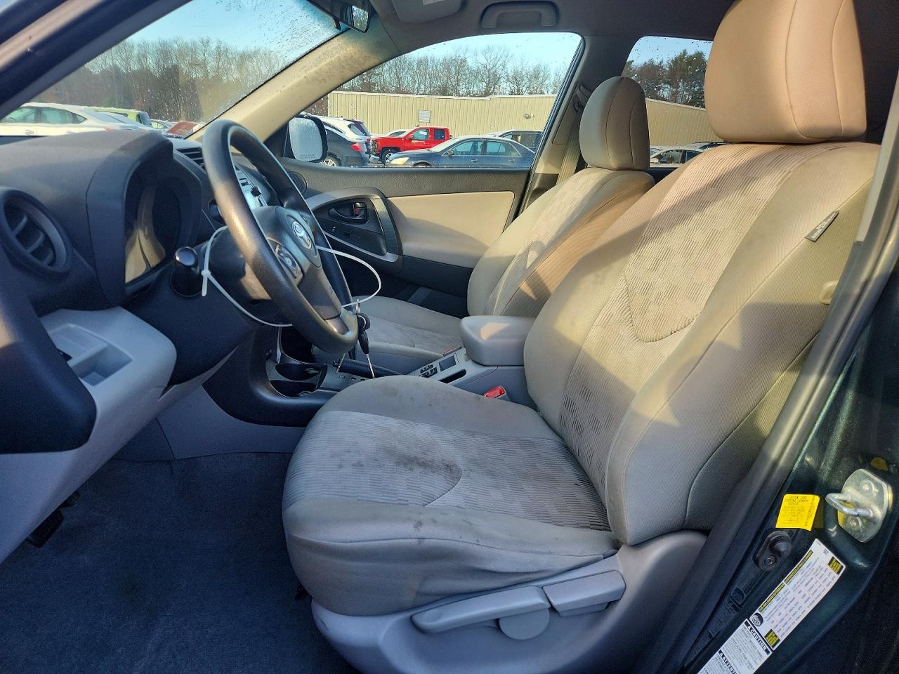 2012 TOYOTA RAV4 photo 7