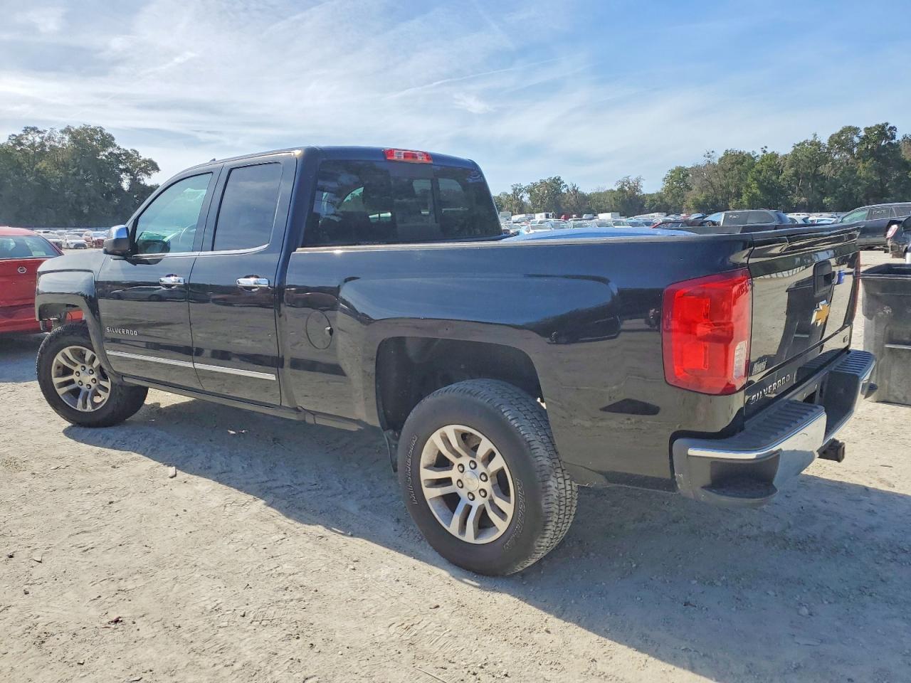 2018 CHEVROLET SILVERADO C1500 LTZ photo 3